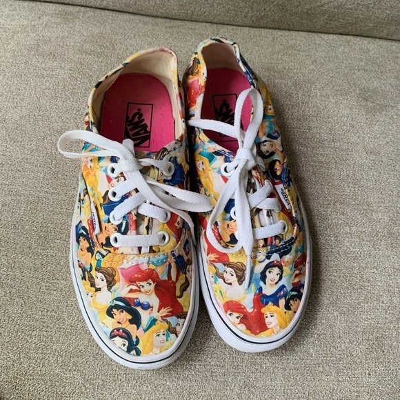 Vans Disney Princess Low Sneaker Size 6 - Picture 2 of 11